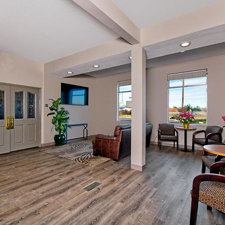 Days Inn By Wyndham Novato/San Francisco Bagian luar foto