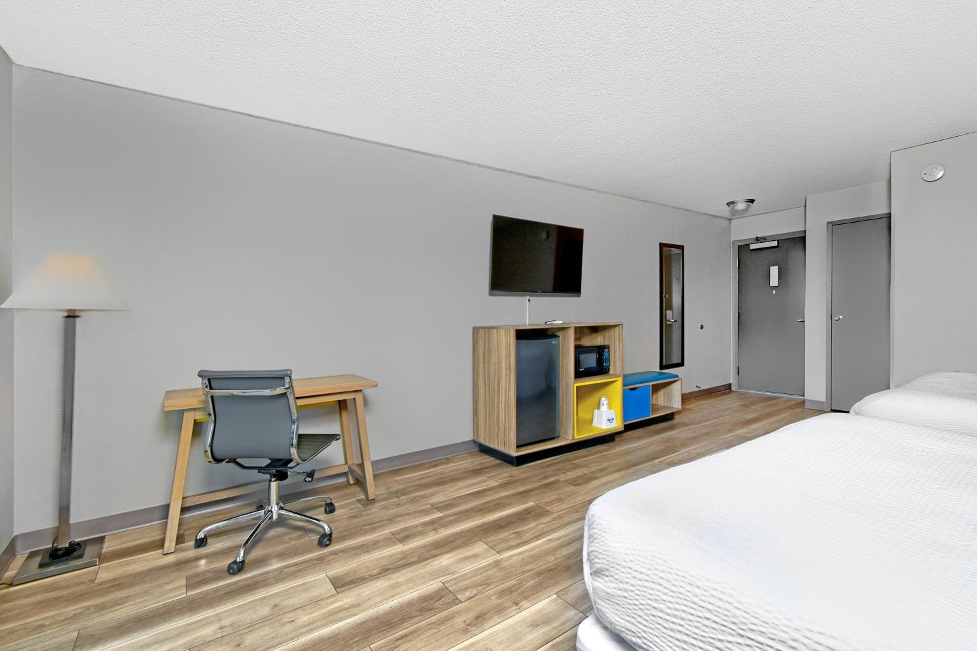 Days Inn By Wyndham Novato/San Francisco Bagian luar foto