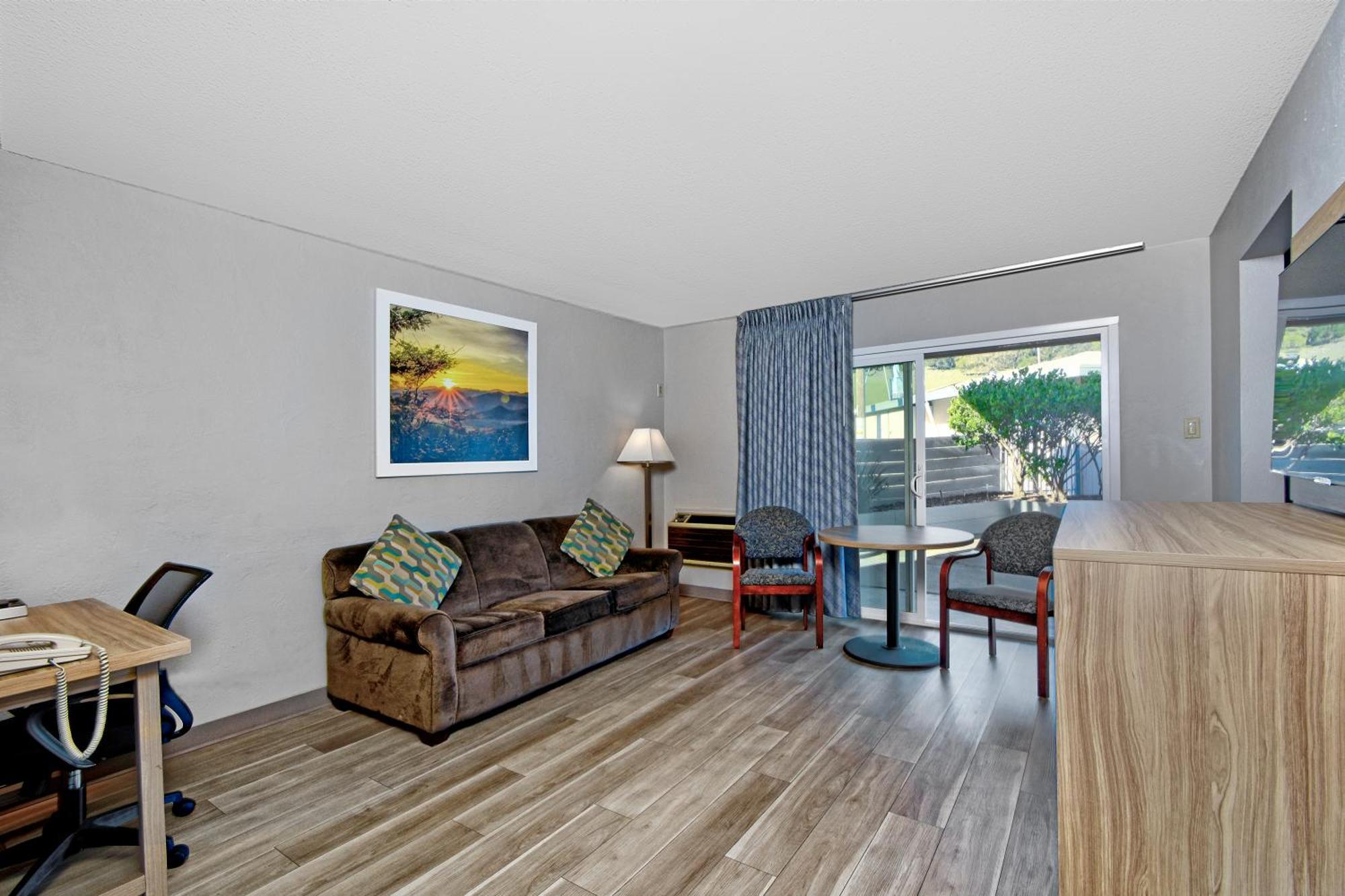 Days Inn By Wyndham Novato/San Francisco Bagian luar foto