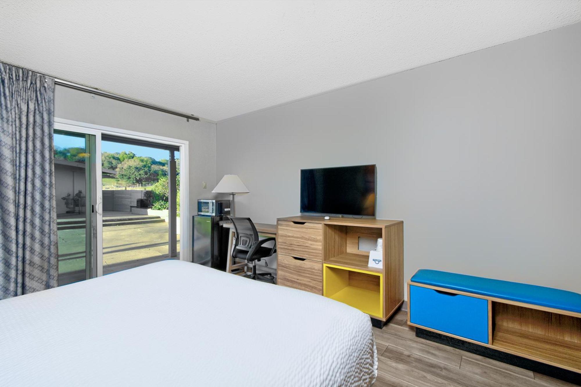 Days Inn By Wyndham Novato/San Francisco Bagian luar foto